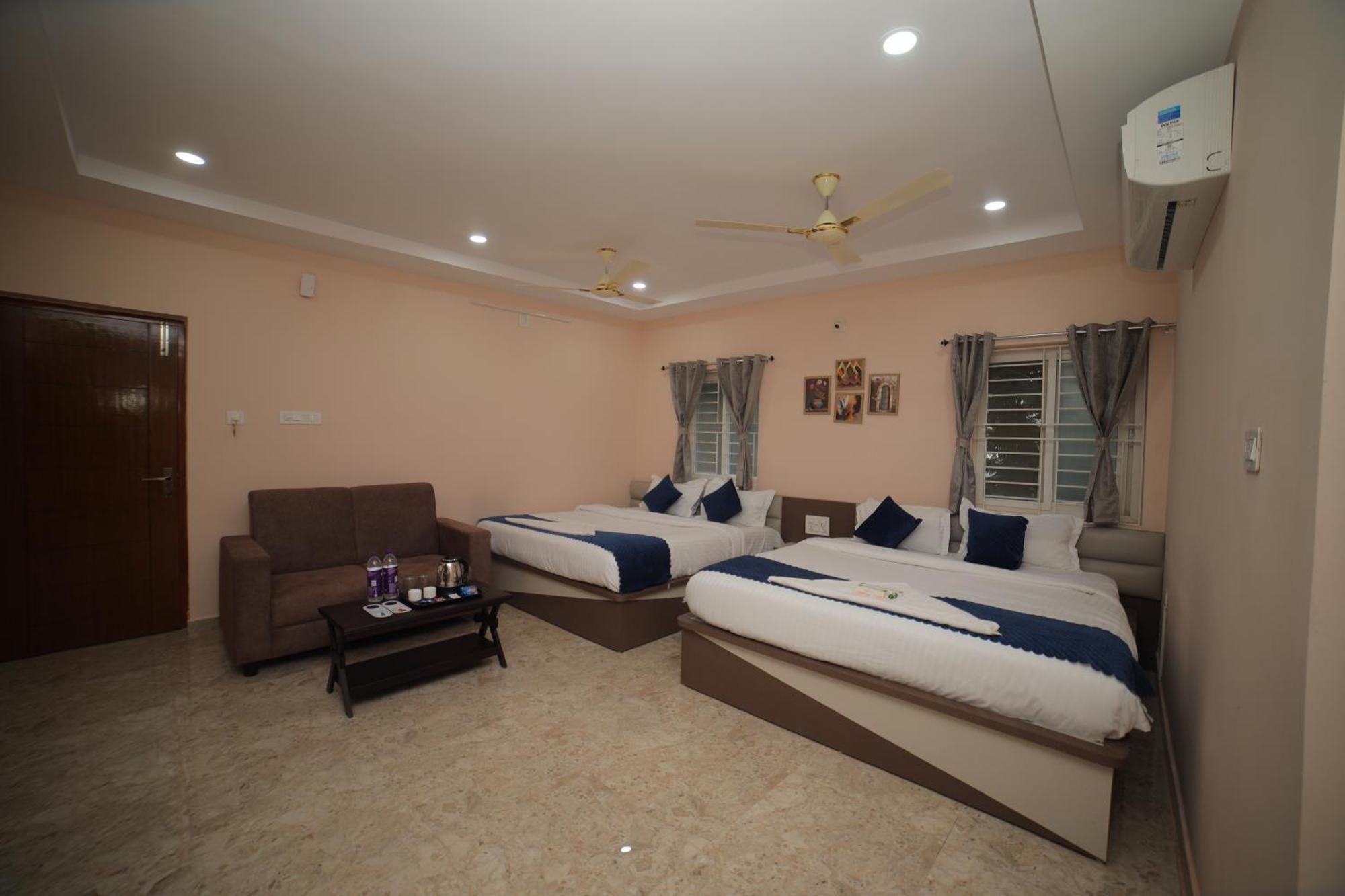 Sri Ganesh Grand Hotel Тирупати Екстериор снимка