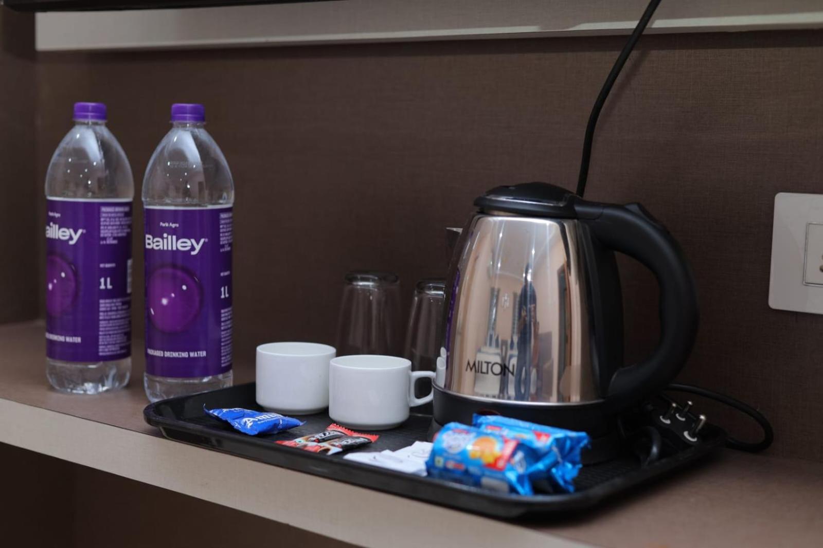 Sri Ganesh Grand Hotel Тирупати Екстериор снимка